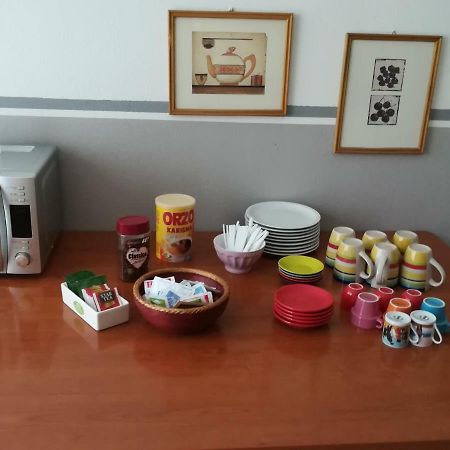 Mirabell Hotel Trezzo sull'Adda Luaran gambar