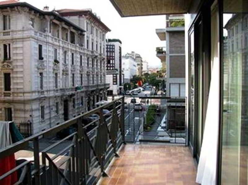 Mirabell Hotel Trezzo sull'Adda Luaran gambar
