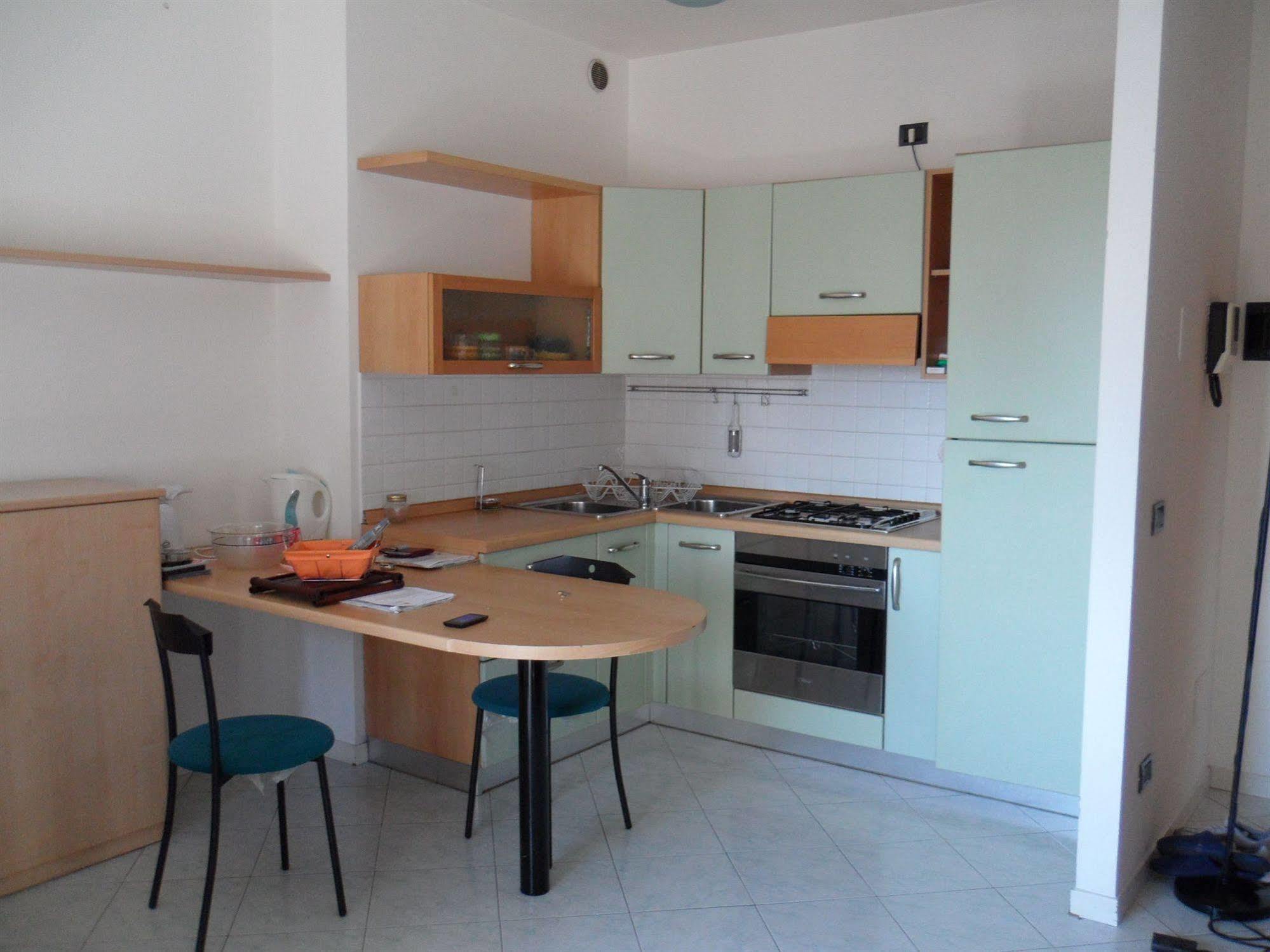 Mirabell Hotel Trezzo sull'Adda Luaran gambar