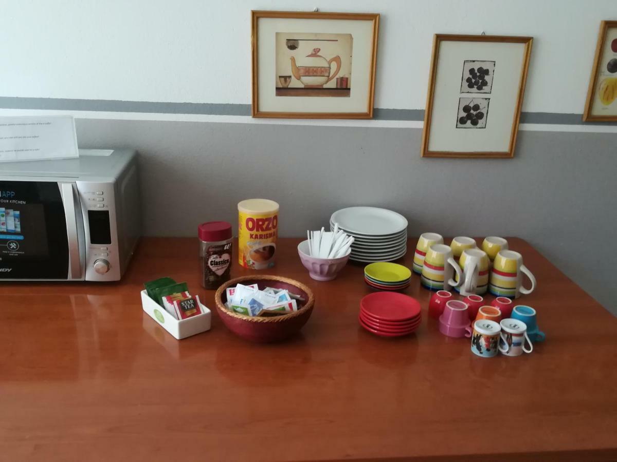 Mirabell Hotel Trezzo sull'Adda Luaran gambar