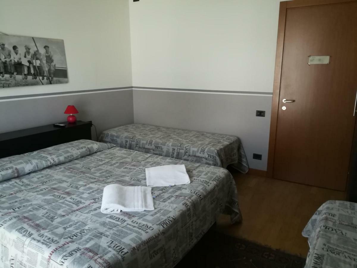Mirabell Hotel Trezzo sull'Adda Luaran gambar